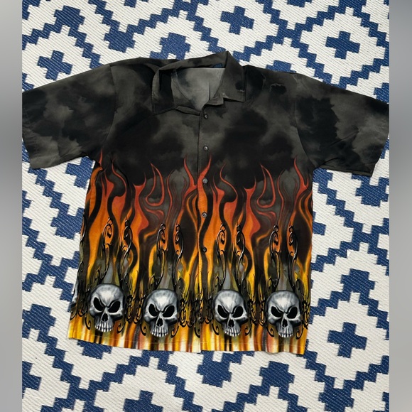 American Vintage Other - Vintage Y2K Skulls Flames Button Up Shirt Size Men’s XL